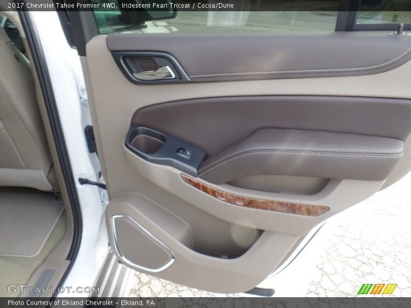 Iridescent Pearl Tricoat / Cocoa/Dune 2017 Chevrolet Tahoe Premier 4WD