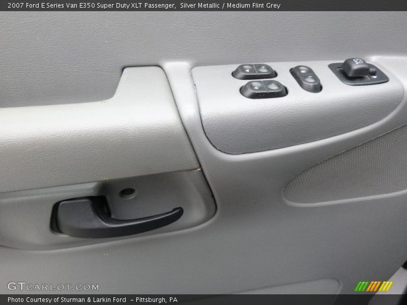 Silver Metallic / Medium Flint Grey 2007 Ford E Series Van E350 Super Duty XLT Passenger