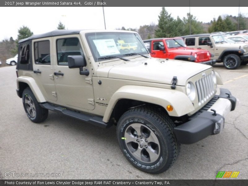 Front 3/4 View of 2017 Wrangler Unlimited Sahara 4x4