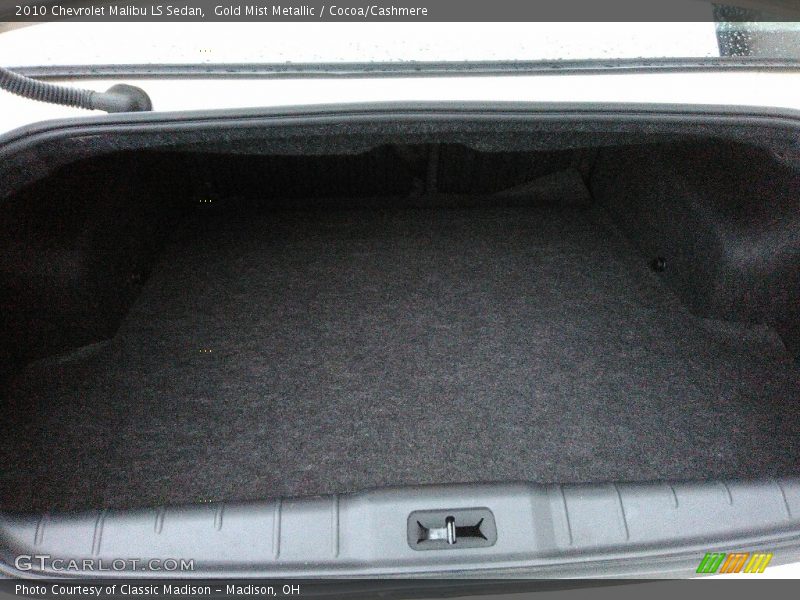 Gold Mist Metallic / Cocoa/Cashmere 2010 Chevrolet Malibu LS Sedan