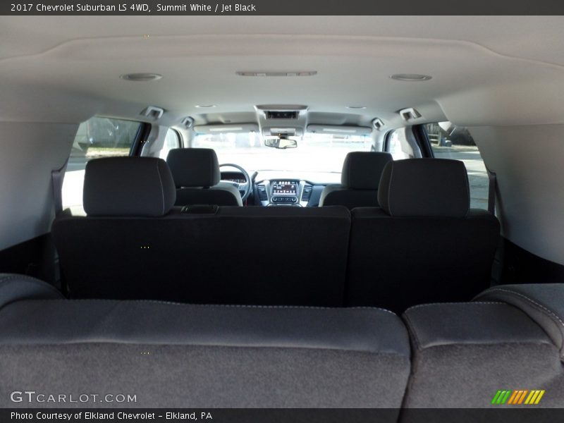 Summit White / Jet Black 2017 Chevrolet Suburban LS 4WD