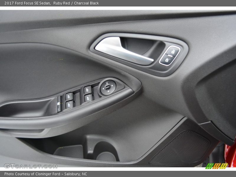 Ruby Red / Charcoal Black 2017 Ford Focus SE Sedan