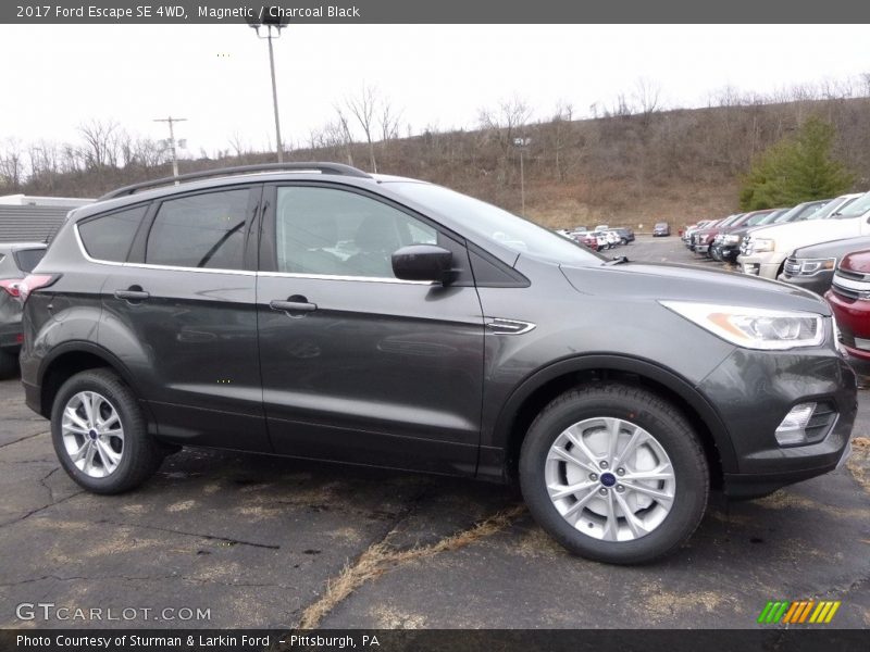 Magnetic / Charcoal Black 2017 Ford Escape SE 4WD