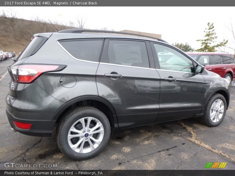 Magnetic / Charcoal Black 2017 Ford Escape SE 4WD
