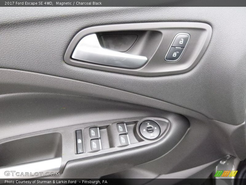 Magnetic / Charcoal Black 2017 Ford Escape SE 4WD