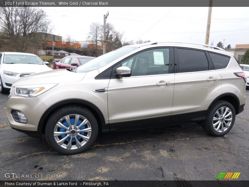 Front 3/4 View of 2017 Escape Titanium