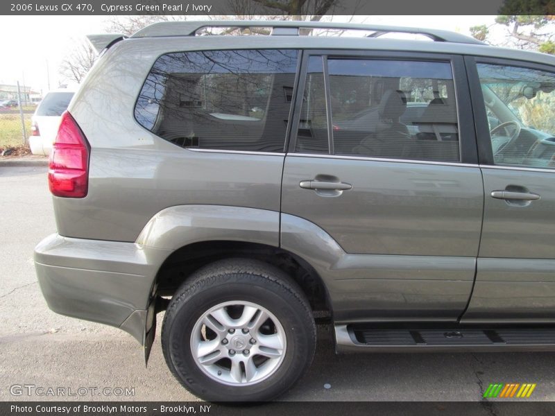 Cypress Green Pearl / Ivory 2006 Lexus GX 470