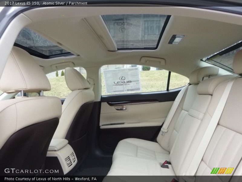 Atomic Silver / Parchment 2017 Lexus ES 350