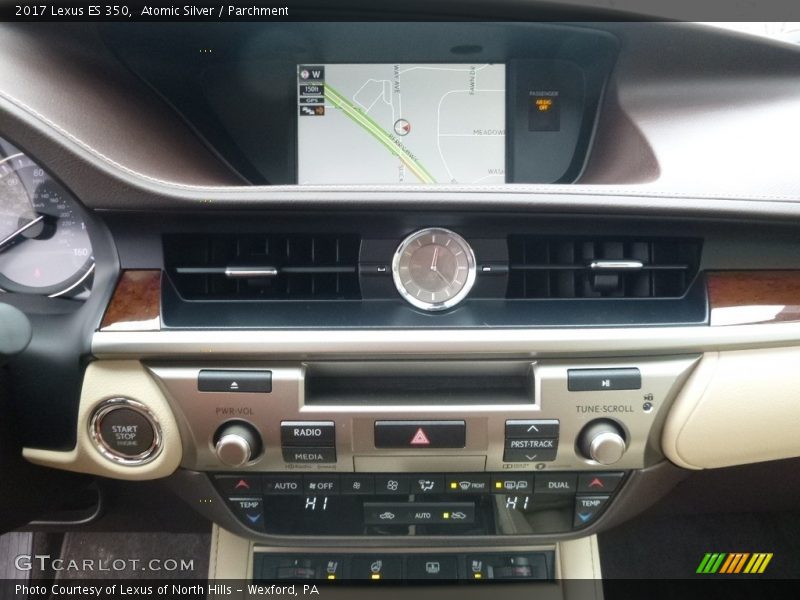 Atomic Silver / Parchment 2017 Lexus ES 350