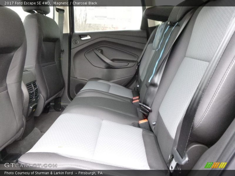 Magnetic / Charcoal Black 2017 Ford Escape SE 4WD