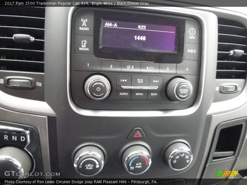 Bright White / Black/Diesel Gray 2017 Ram 1500 Tradesman Regular Cab 4x4