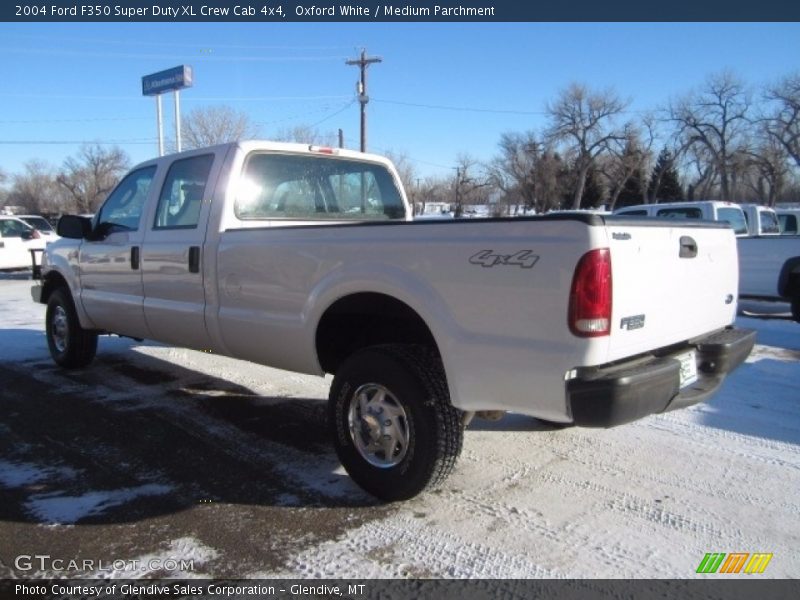 Oxford White / Medium Parchment 2004 Ford F350 Super Duty XL Crew Cab 4x4