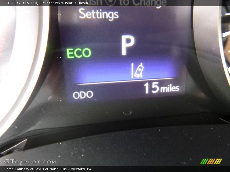 Eminent White Pearl / Flaxen 2017 Lexus ES 350