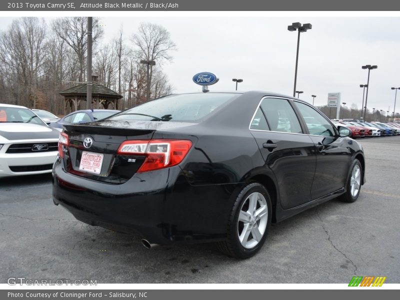 Attitude Black Metallic / Black/Ash 2013 Toyota Camry SE