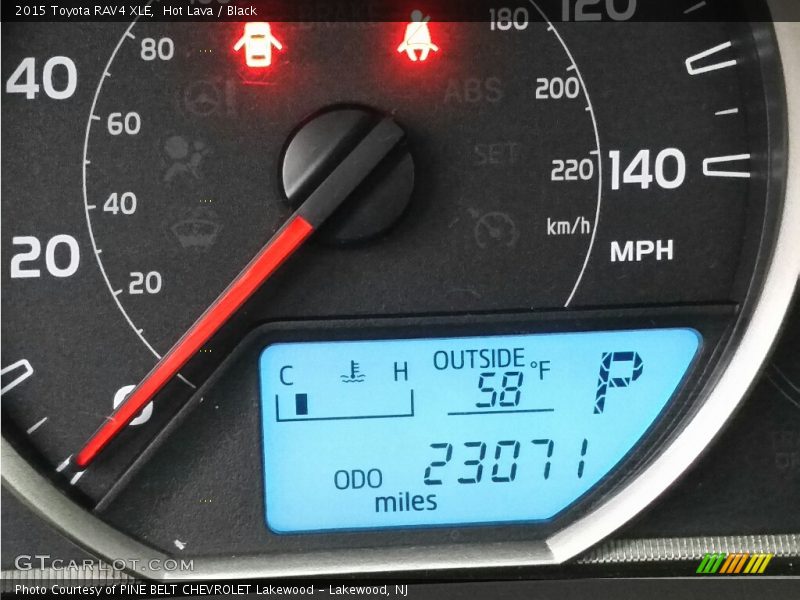 Hot Lava / Black 2015 Toyota RAV4 XLE