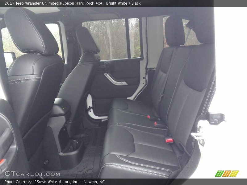 Bright White / Black 2017 Jeep Wrangler Unlimited Rubicon Hard Rock 4x4