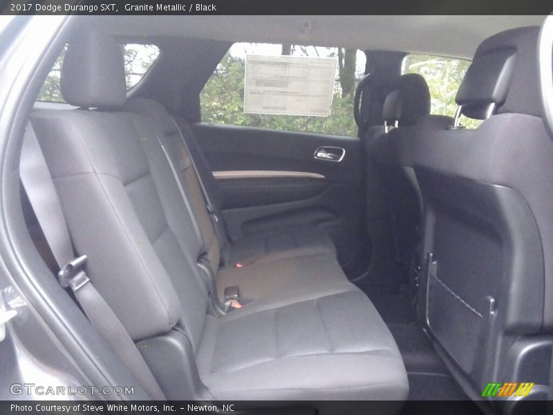 Granite Metallic / Black 2017 Dodge Durango SXT