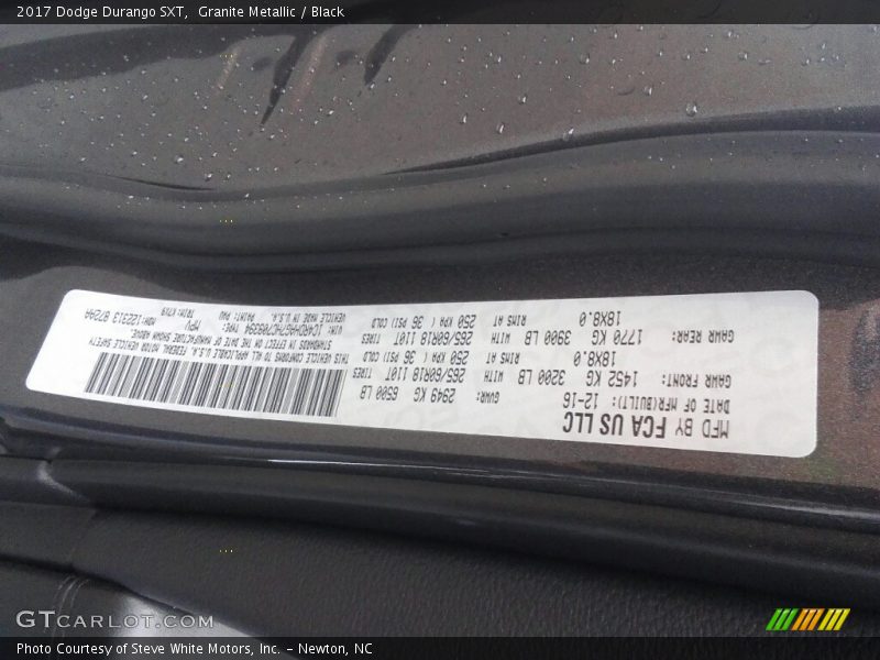 Granite Metallic / Black 2017 Dodge Durango SXT