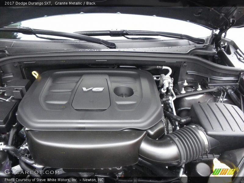 Granite Metallic / Black 2017 Dodge Durango SXT