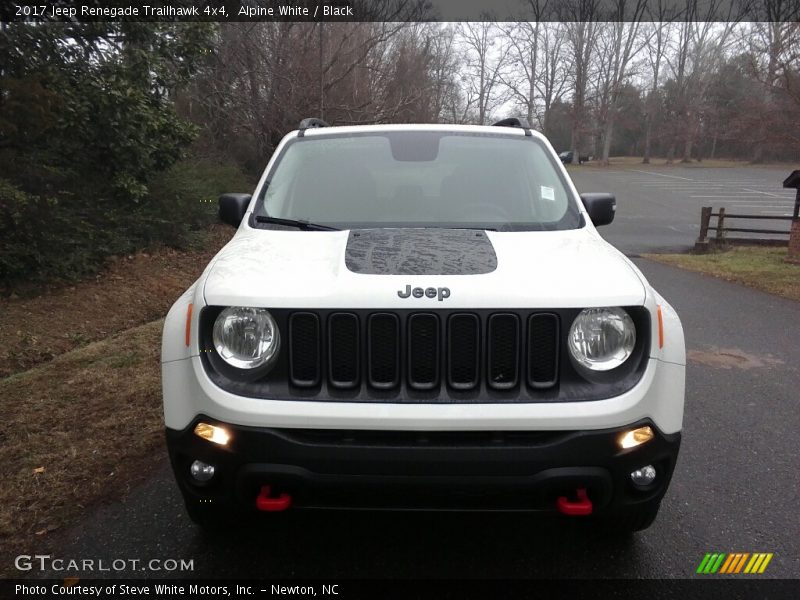 Alpine White / Black 2017 Jeep Renegade Trailhawk 4x4