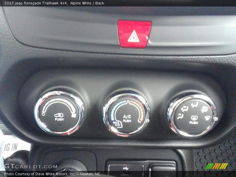 Controls of 2017 Renegade Trailhawk 4x4