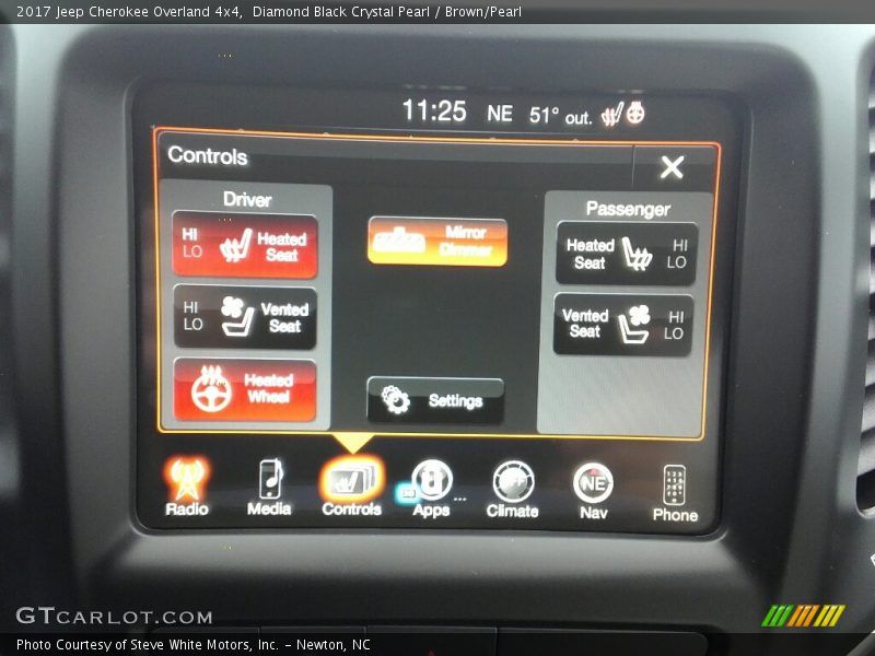 Controls of 2017 Cherokee Overland 4x4