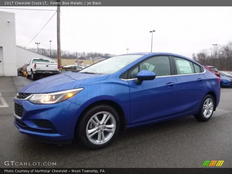 Kinetic Blue Metallic / Jet Black 2017 Chevrolet Cruze LT
