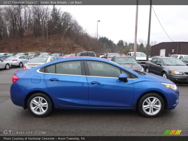 Kinetic Blue Metallic / Jet Black 2017 Chevrolet Cruze LT