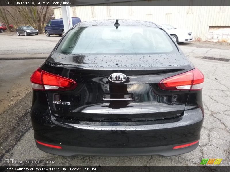 Aurora Black / Black 2017 Kia Forte LX