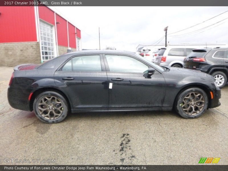 Gloss Black / Black 2017 Chrysler 300 S AWD