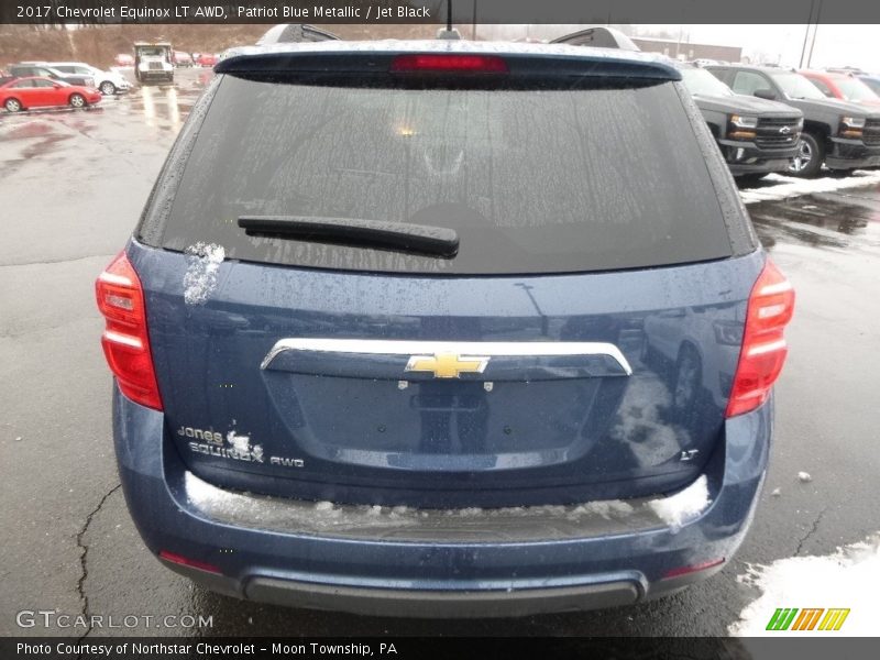 Patriot Blue Metallic / Jet Black 2017 Chevrolet Equinox LT AWD