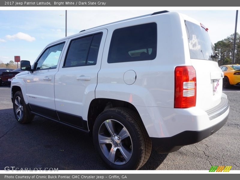 Bright White / Dark Slate Gray 2017 Jeep Patriot Latitude