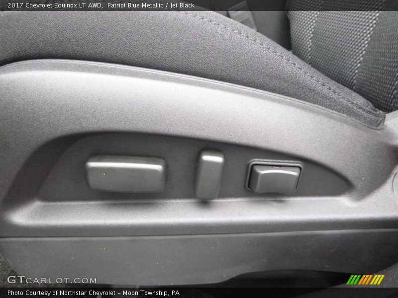 Patriot Blue Metallic / Jet Black 2017 Chevrolet Equinox LT AWD