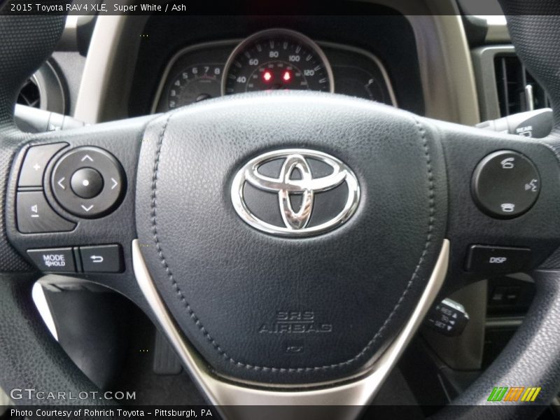Super White / Ash 2015 Toyota RAV4 XLE