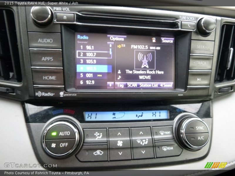Super White / Ash 2015 Toyota RAV4 XLE