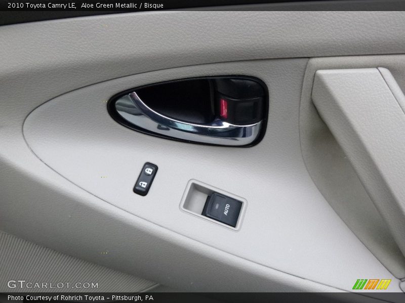 Aloe Green Metallic / Bisque 2010 Toyota Camry LE