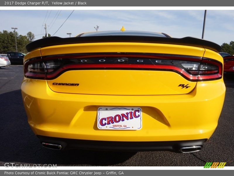 Yellow Jacket / Black 2017 Dodge Charger R/T
