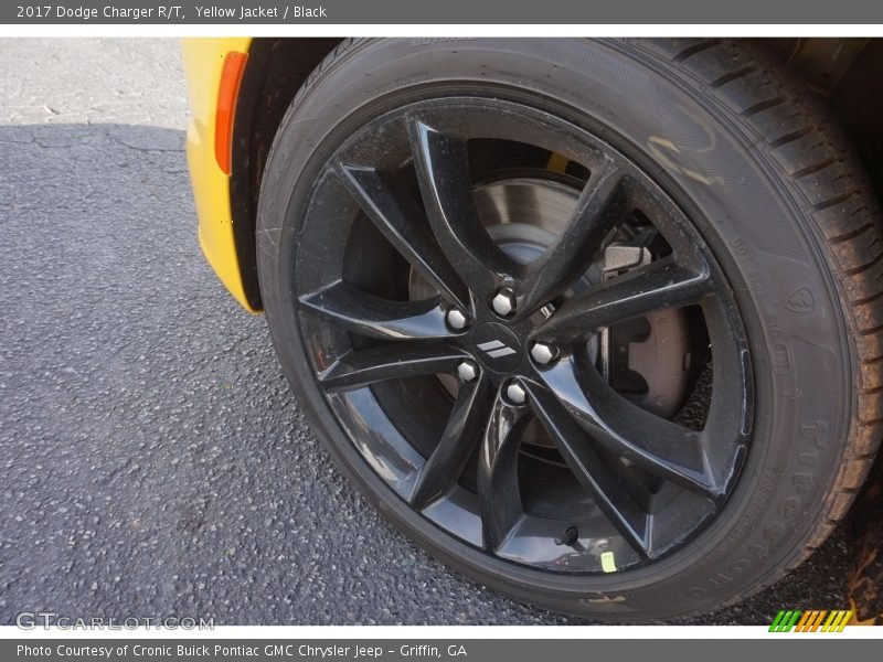  2017 Charger R/T Wheel