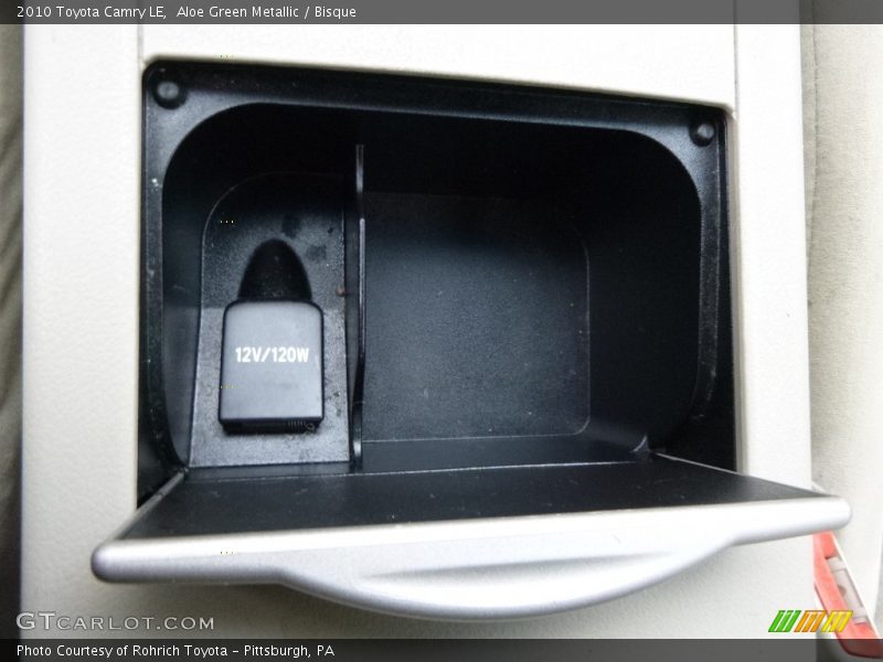 Aloe Green Metallic / Bisque 2010 Toyota Camry LE