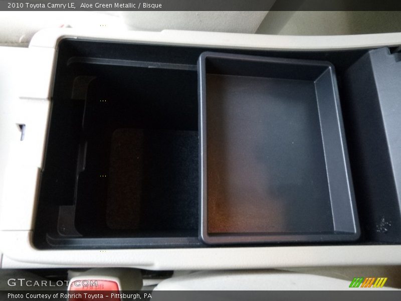 Aloe Green Metallic / Bisque 2010 Toyota Camry LE