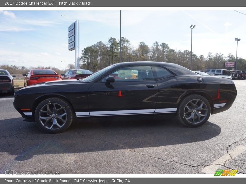 Pitch Black / Black 2017 Dodge Challenger SXT