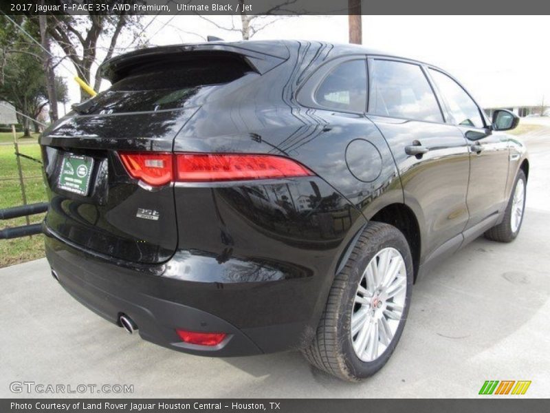 Ultimate Black / Jet 2017 Jaguar F-PACE 35t AWD Premium