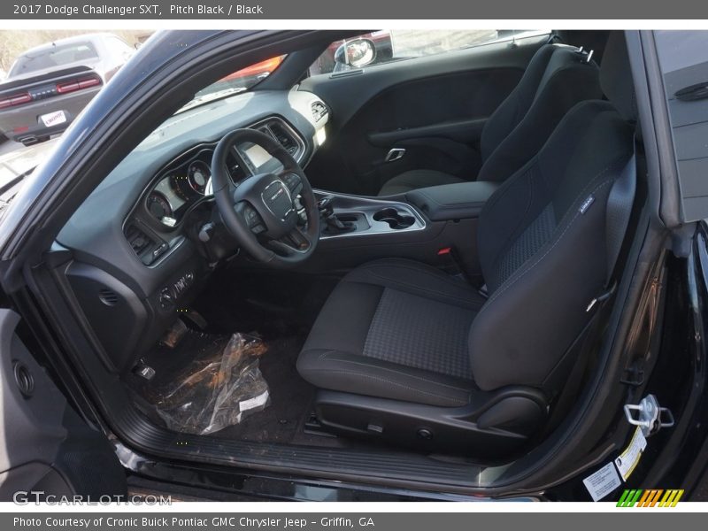 Pitch Black / Black 2017 Dodge Challenger SXT