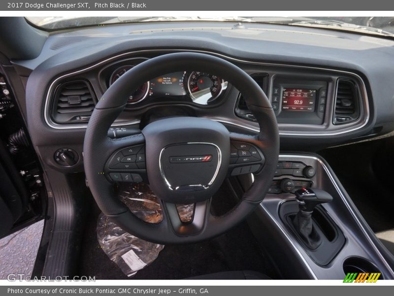 Pitch Black / Black 2017 Dodge Challenger SXT