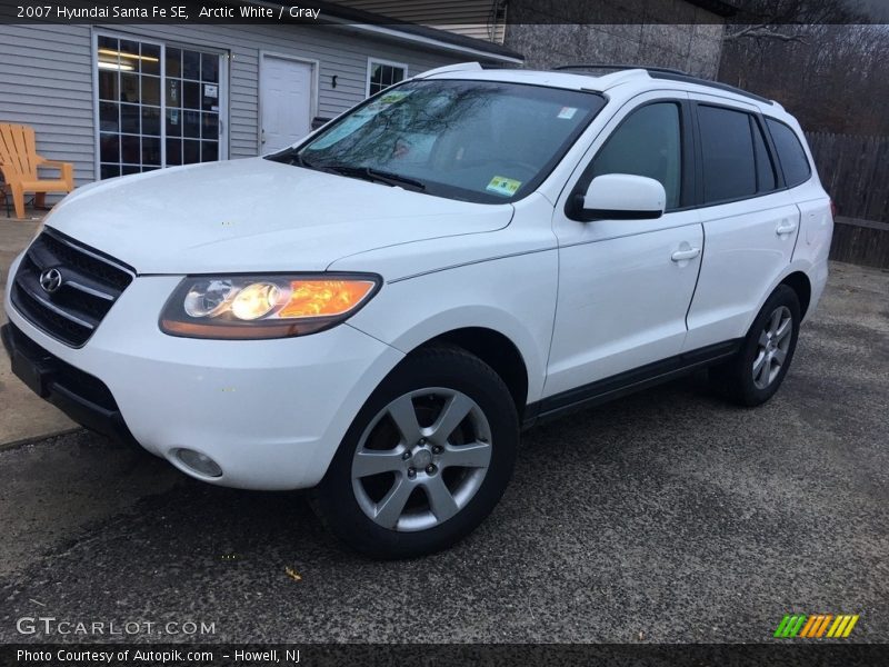 Arctic White / Gray 2007 Hyundai Santa Fe SE
