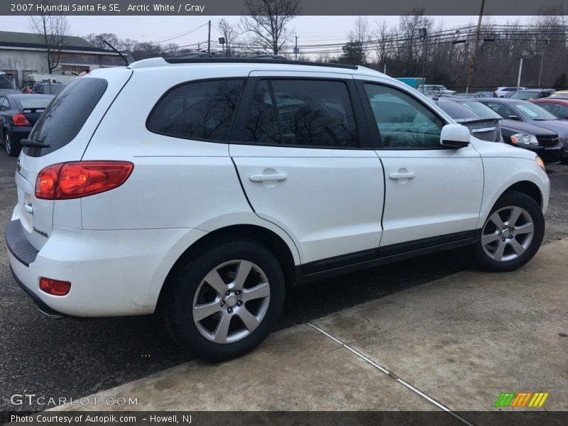 Arctic White / Gray 2007 Hyundai Santa Fe SE