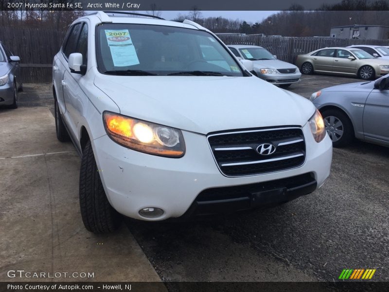 Arctic White / Gray 2007 Hyundai Santa Fe SE