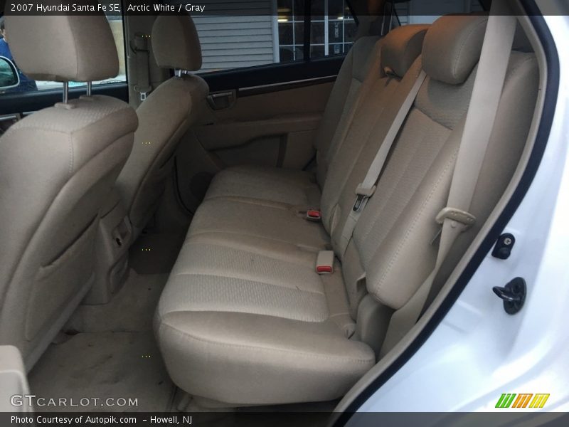 Arctic White / Gray 2007 Hyundai Santa Fe SE