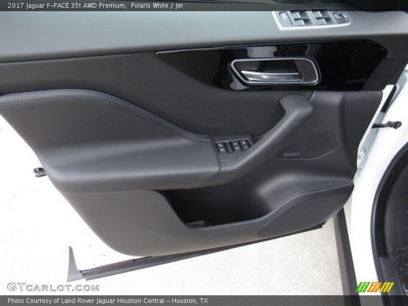 Door Panel of 2017 F-PACE 35t AWD Premium