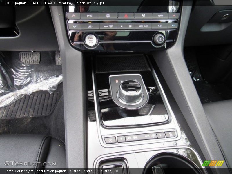  2017 F-PACE 35t AWD Premium 8 Speed Automatic Shifter